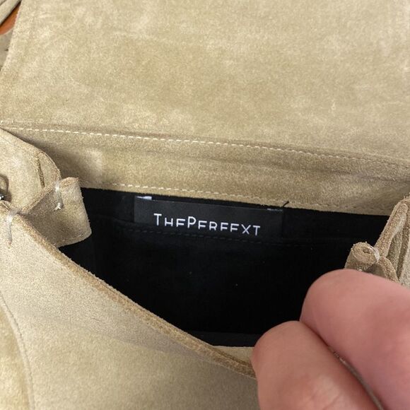 New!!! The perfext suede fringe shoulder bag - Picture 9 of 11